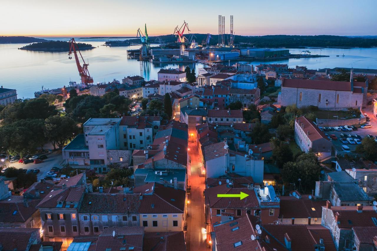 Apartment De Ville 2020 With Free Parking Πούλα Εξωτερικό φωτογραφία