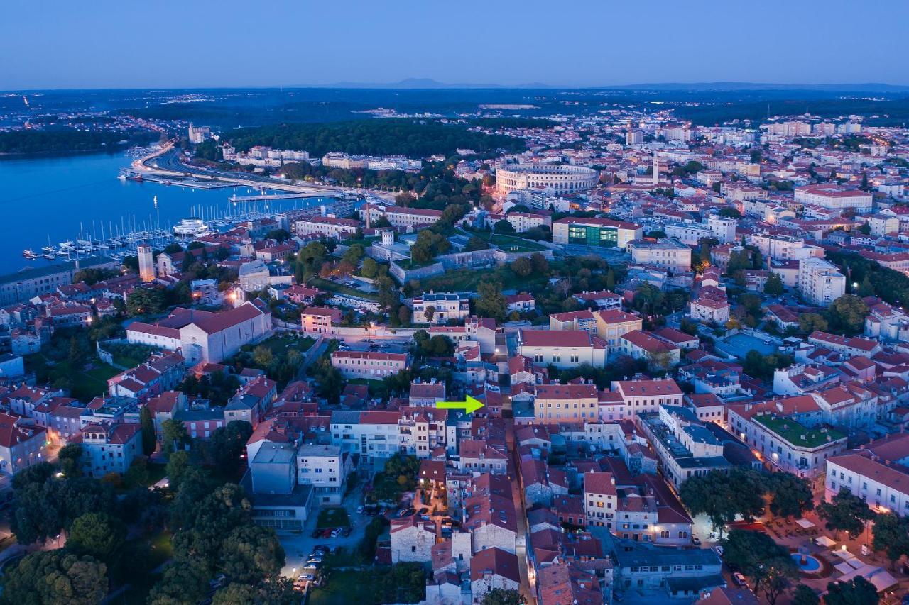 Apartment De Ville 2020 With Free Parking Πούλα Εξωτερικό φωτογραφία