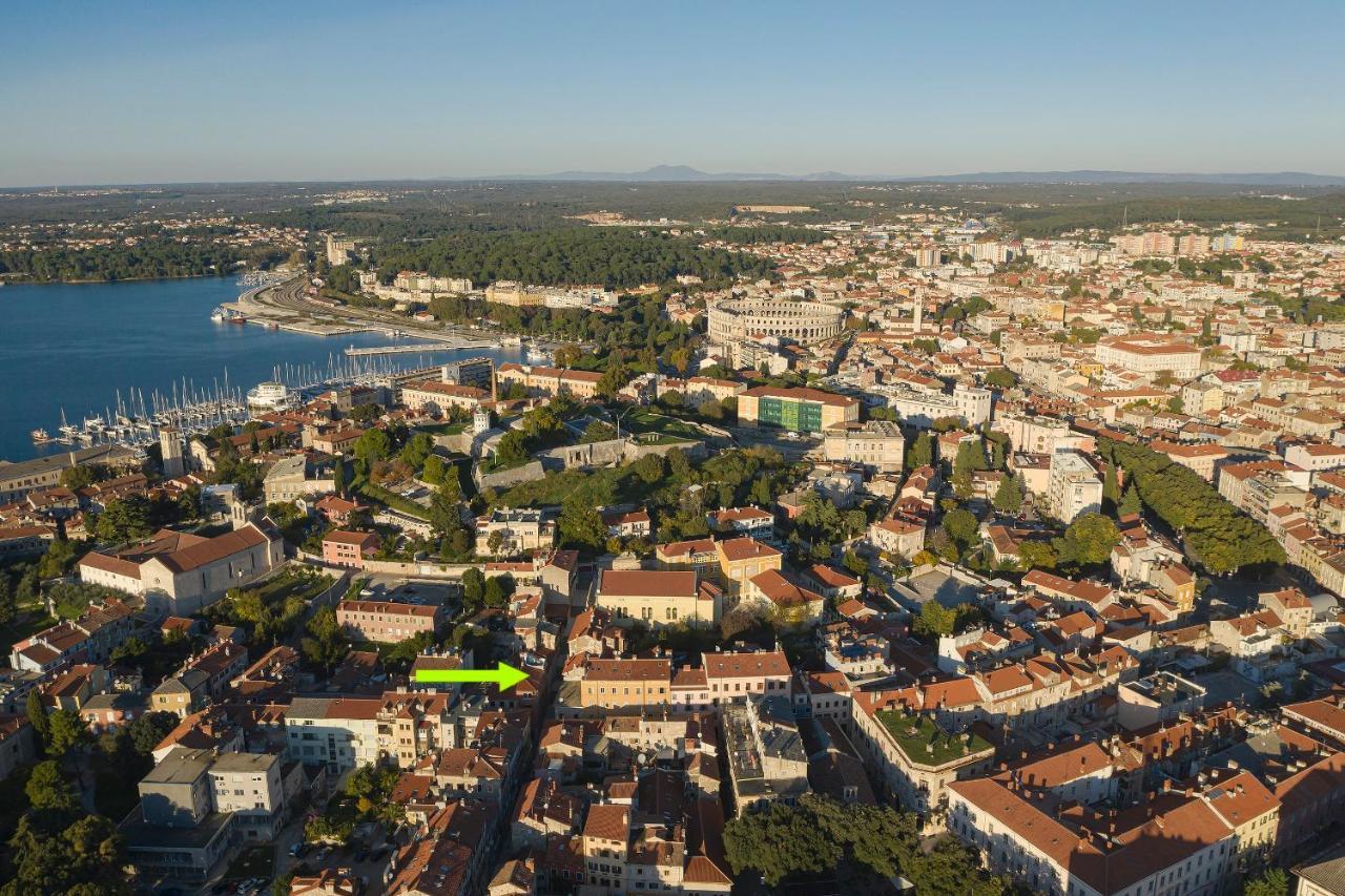 Apartment De Ville 2020 With Free Parking Πούλα Εξωτερικό φωτογραφία